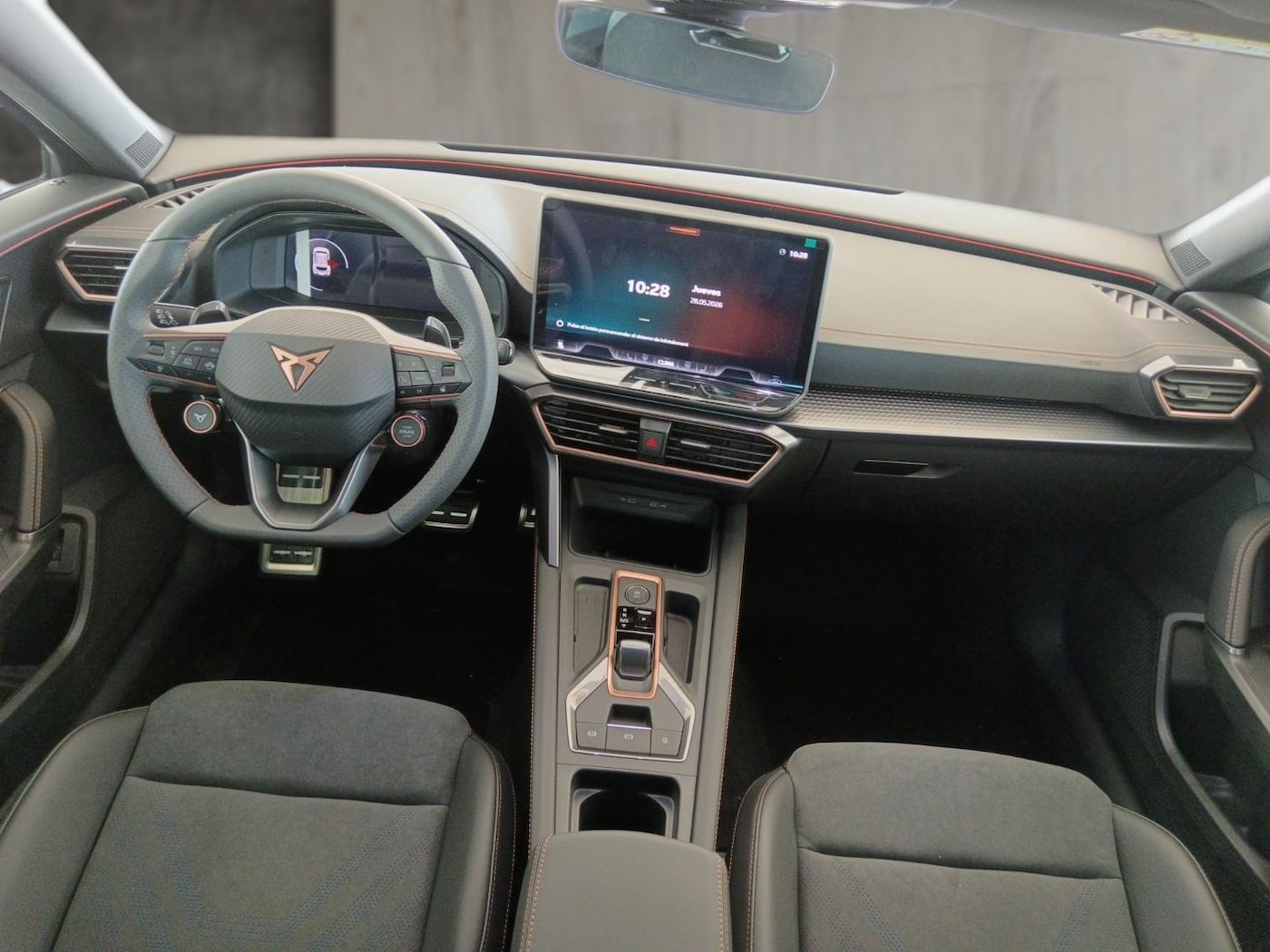 CUPRA Formentor 1.5 TSI e-Hybrid DSG 150 kW (204 CV) — photo 4