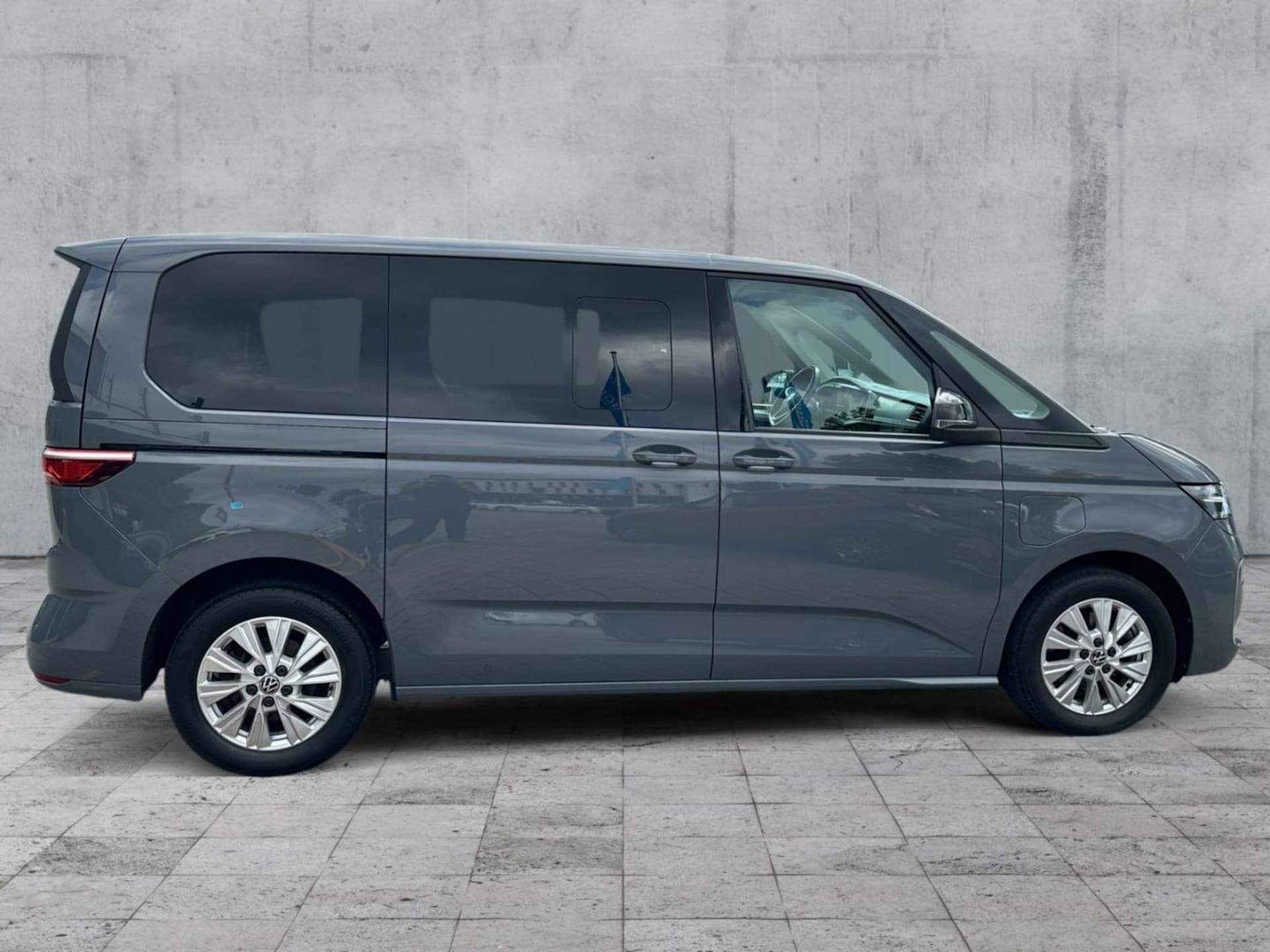 Volkswagen Multivan Basis-Modell