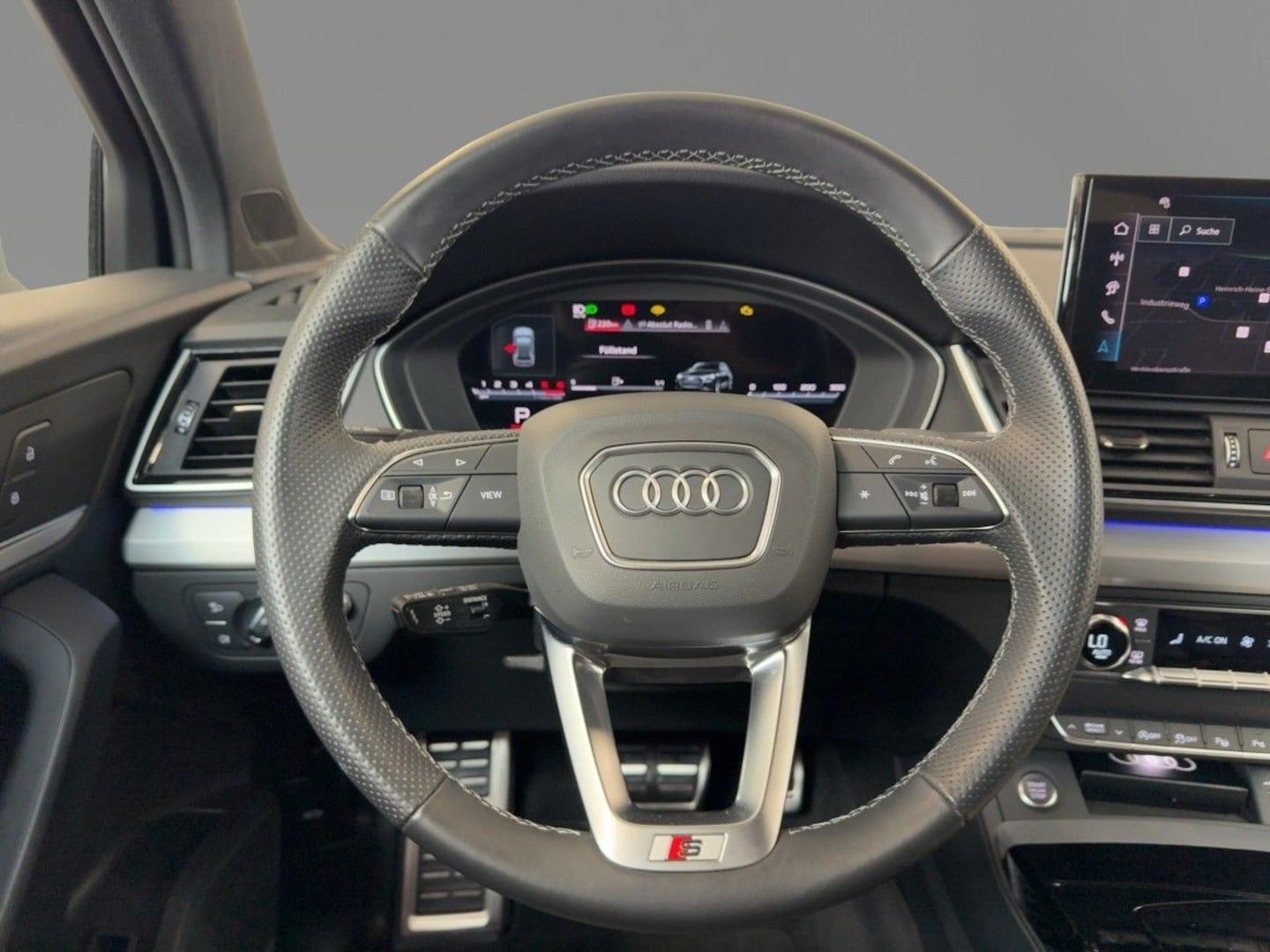 Bild über Audi Q5 40 TDI quattro 150 kW S tronic - für weitere Informationen kontaktieren Sie den Audi Partner
