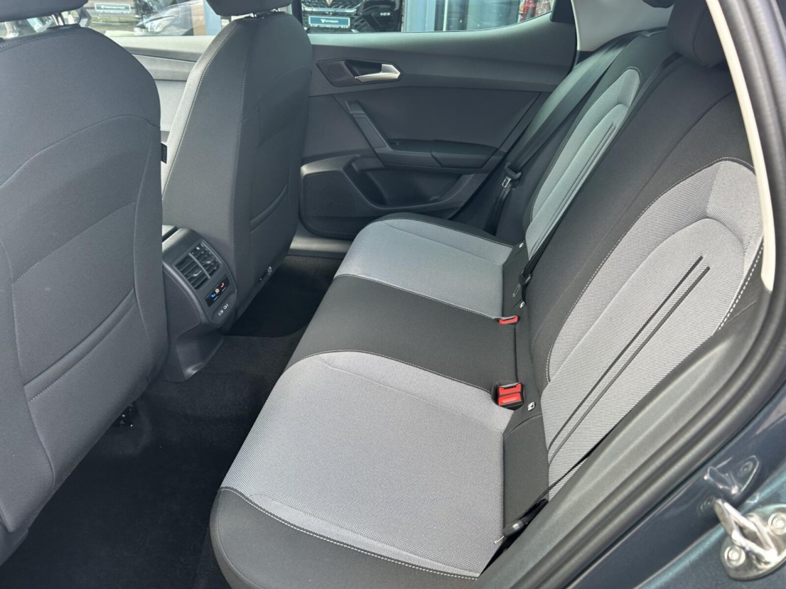 SEAT Leon – Bild 12