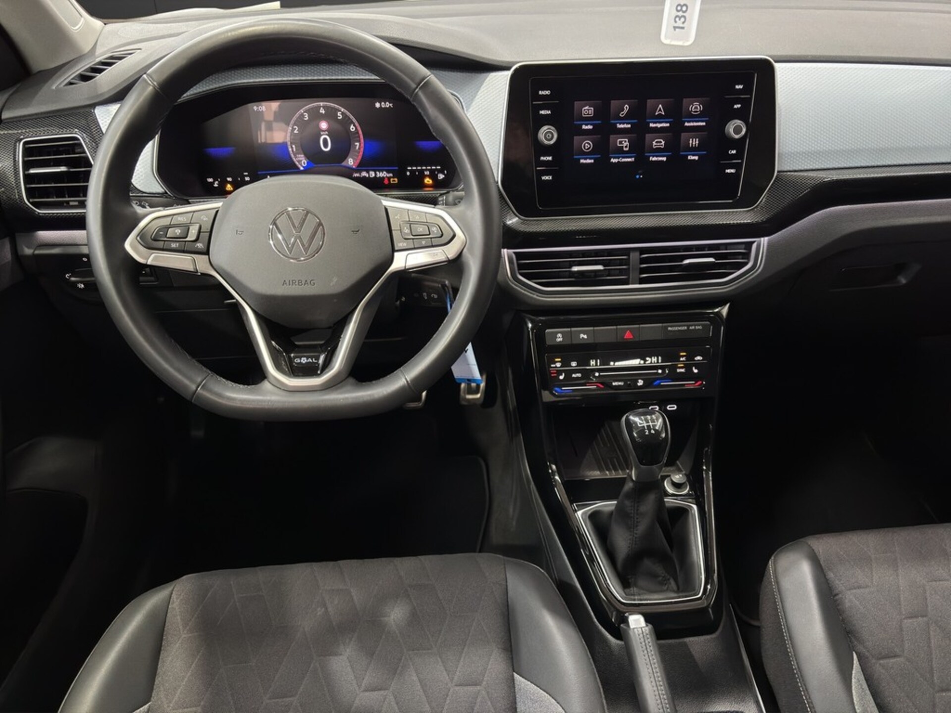 Volkswagen T-Cross Life