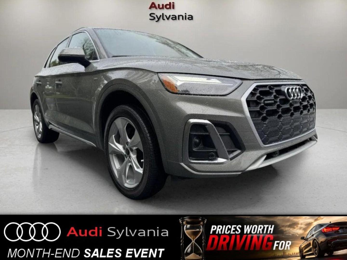 2023 Audi Q5 45 Premium Plus's photo