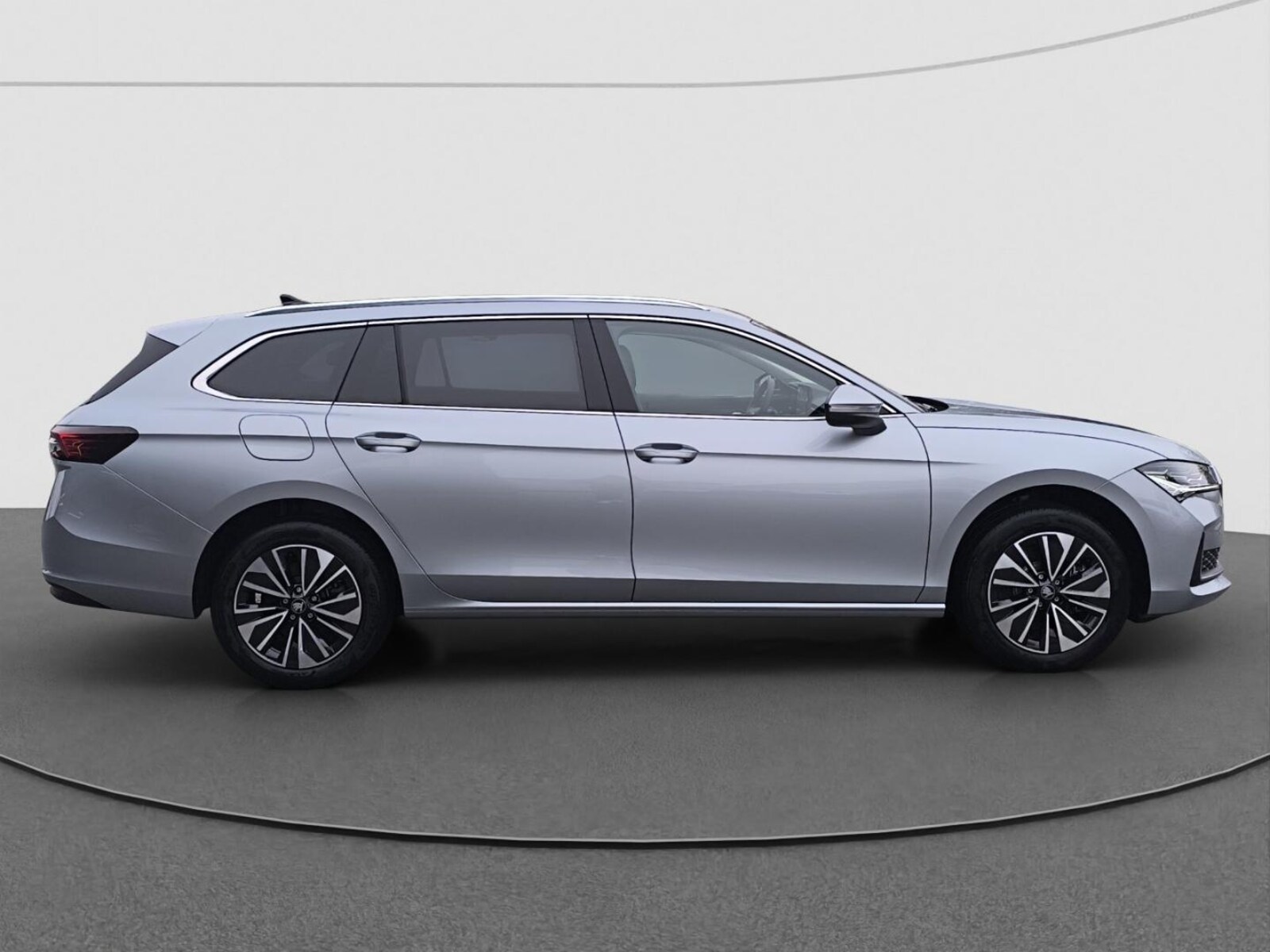 Škoda Superb Combi – Bild 10