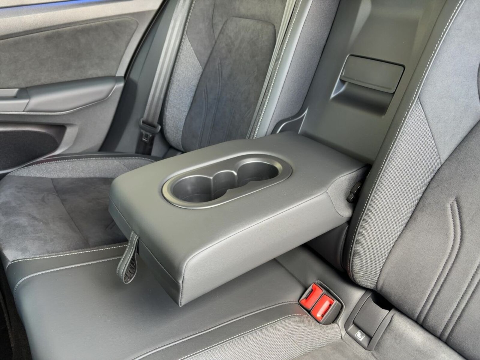 Volkswagen Golf Variant – Bild 12