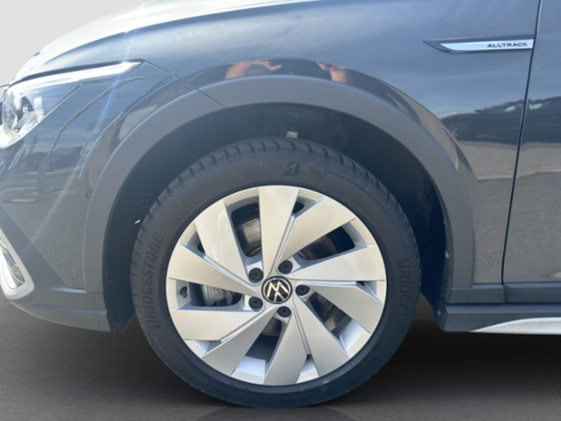 Volkswagen Golf Variant Alltrack
