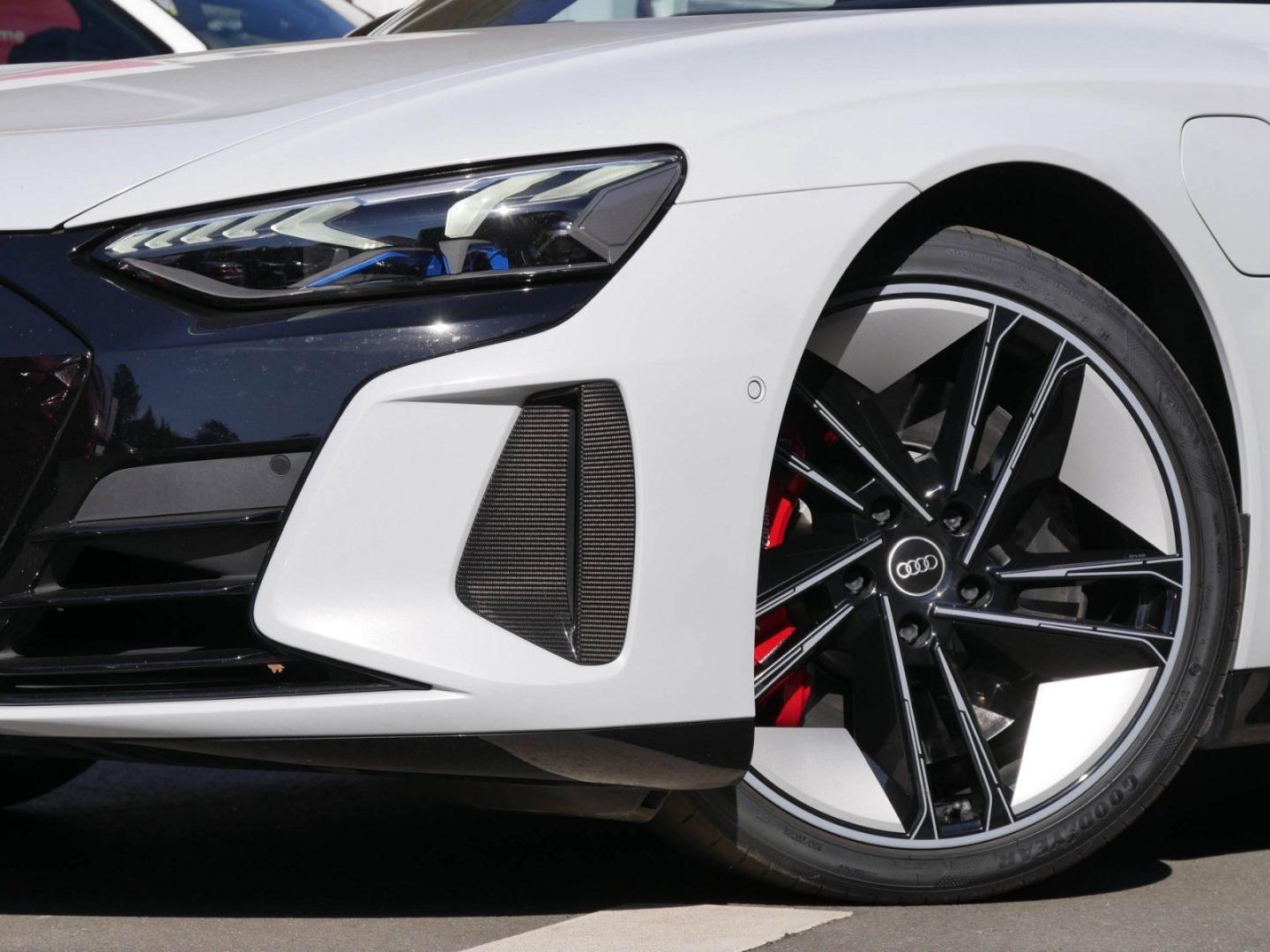 Image about Audi RS e-tron GT e-tron quattro