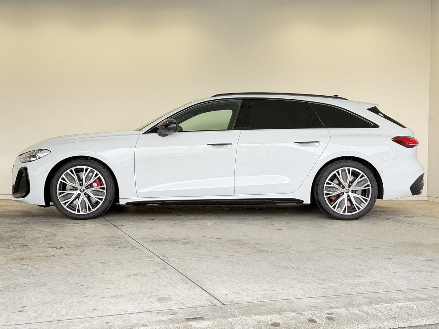 Audi S5 Avant S5 Avant TFSI 270 kW S tronic for more details contact your dealer