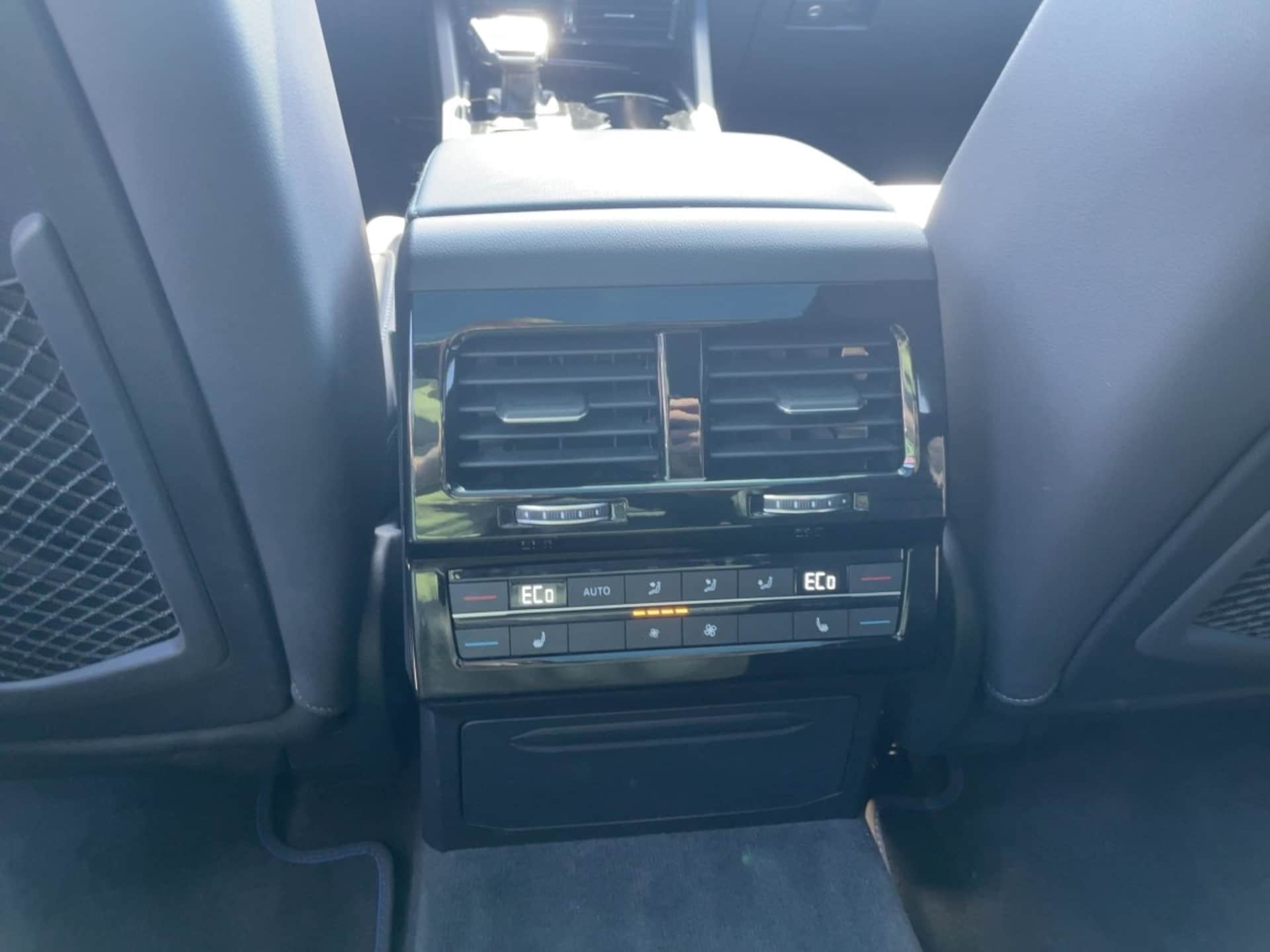Volkswagen Touareg R