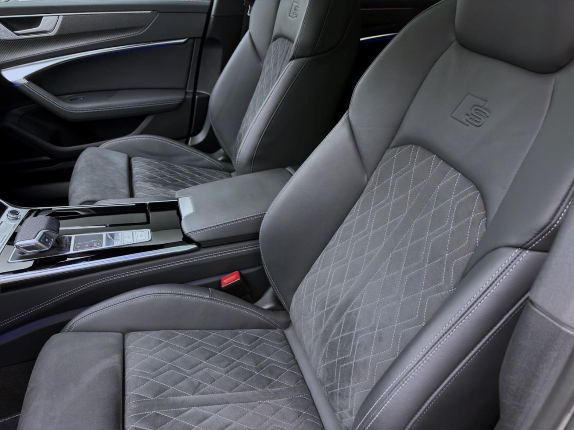 Audi S6 Avant