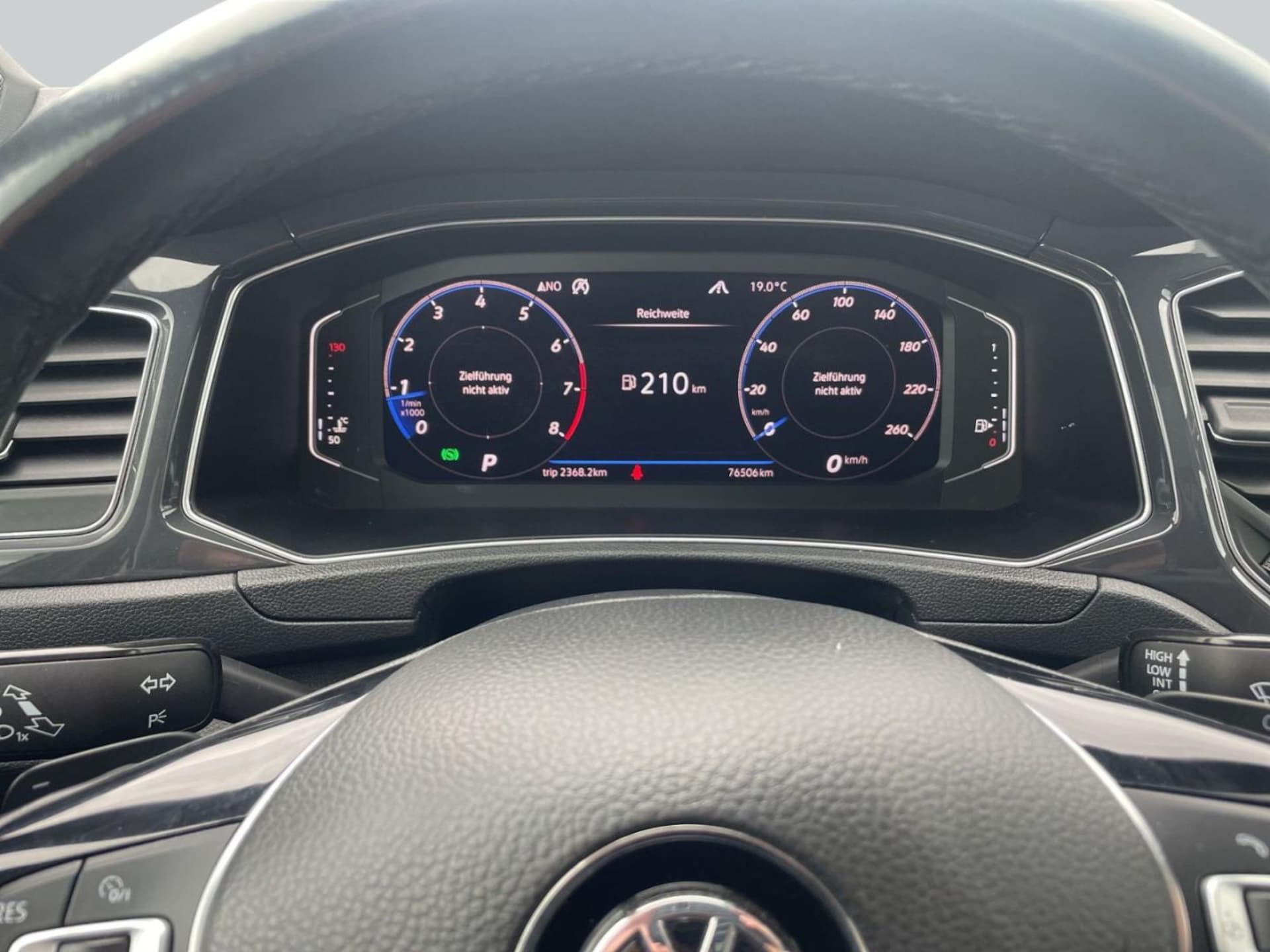 Volkswagen T-Roc Sport