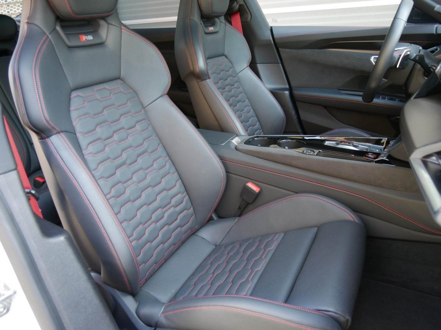 Image about Audi RS e-tron GT e-tron quattro