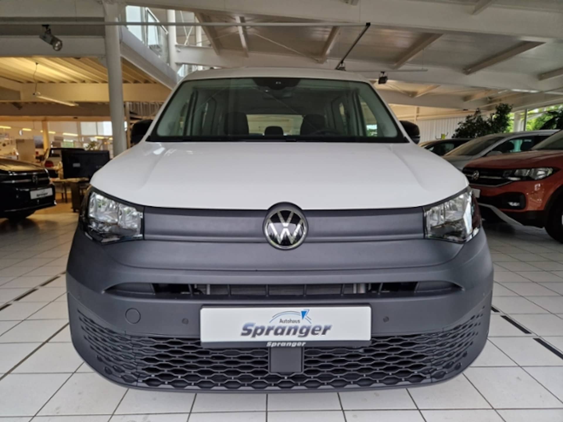Volkswagen Caddy Maxi Basis-Modell