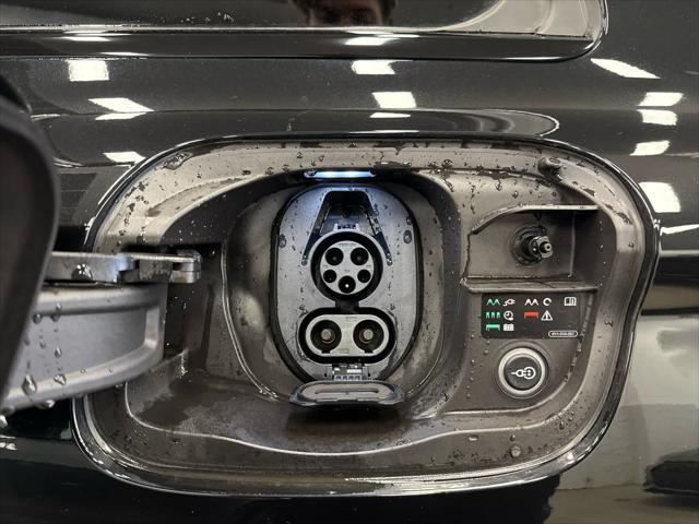 2025 AUDI Q6 - Image 23