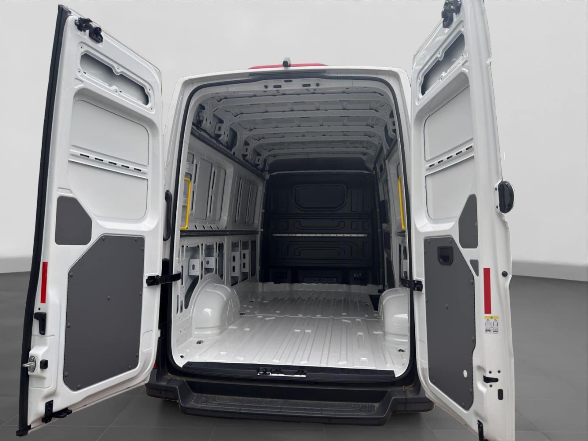 Volkswagen Crafter Kasten langer Radstand