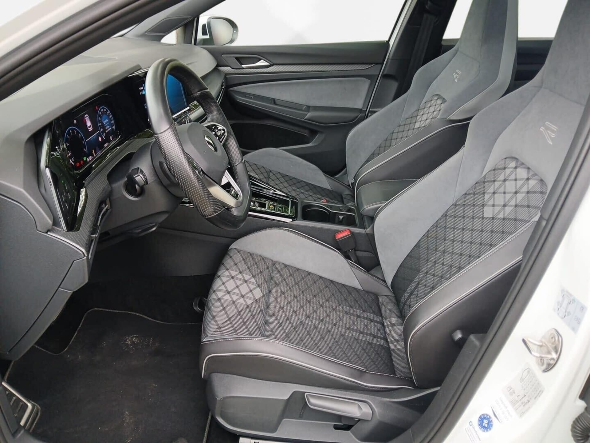 Volkswagen Golf Variant R-Line