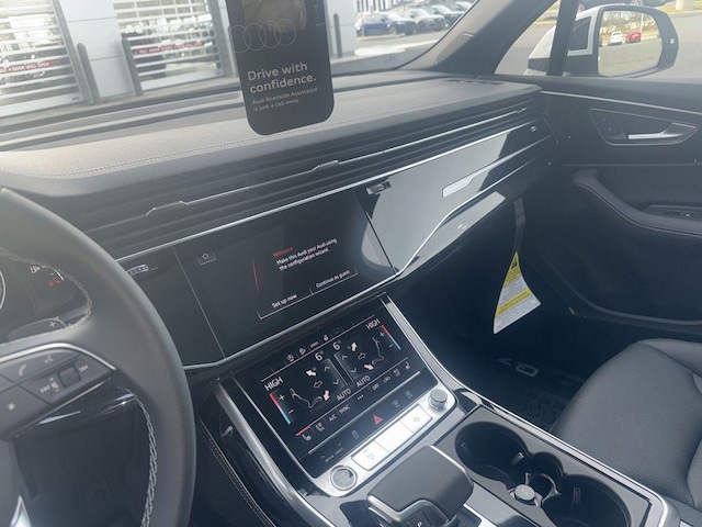 2026 Audi Q7 Premium Plus - Photo 15