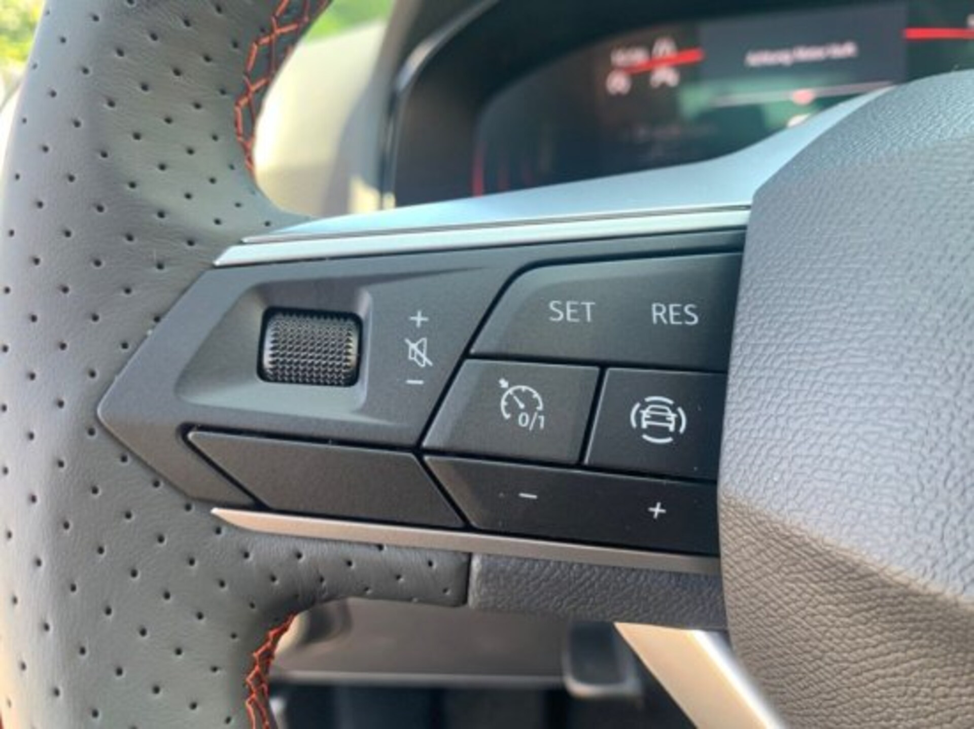 SEAT Arona FR