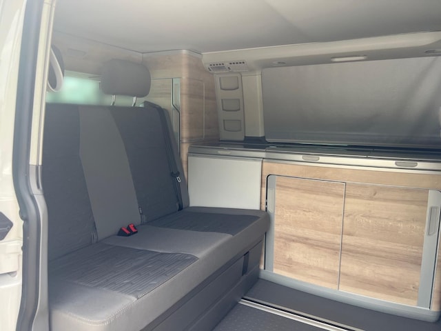Volkswagen T6.1 California