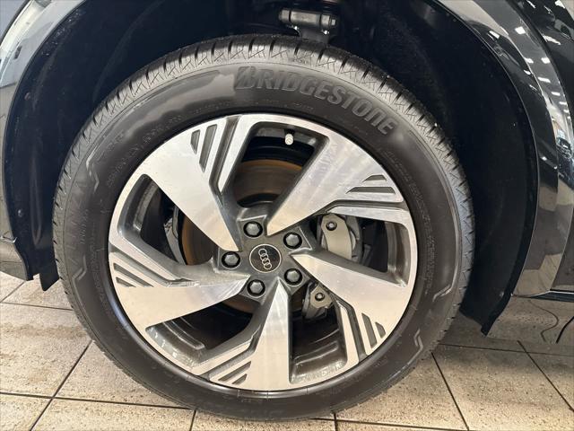 2025 AUDI Q6 - Image 24