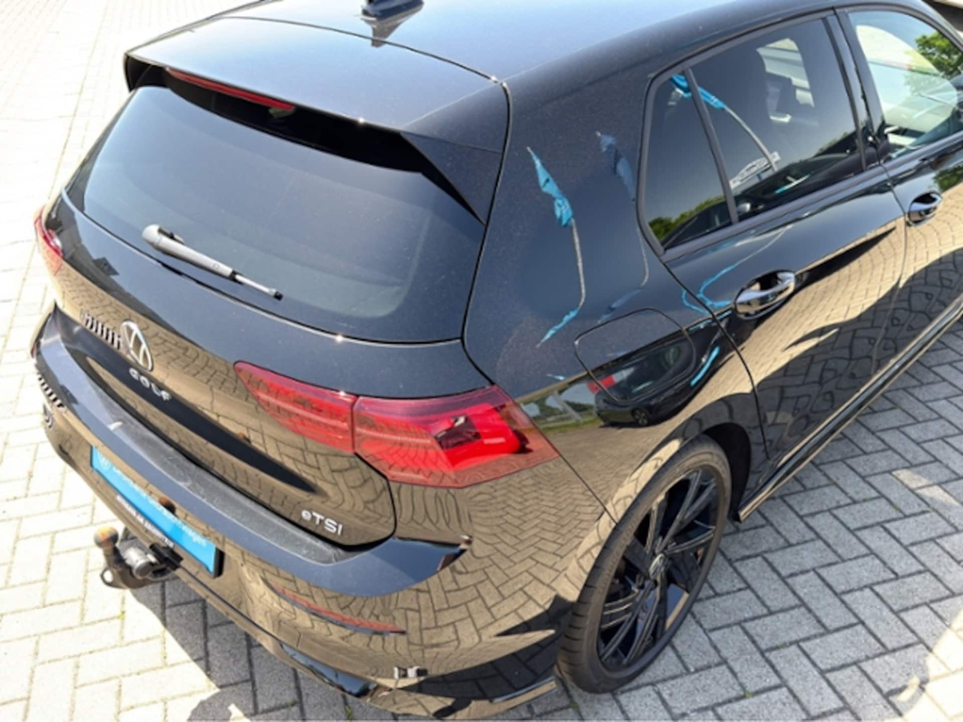 Volkswagen Golf R-Line