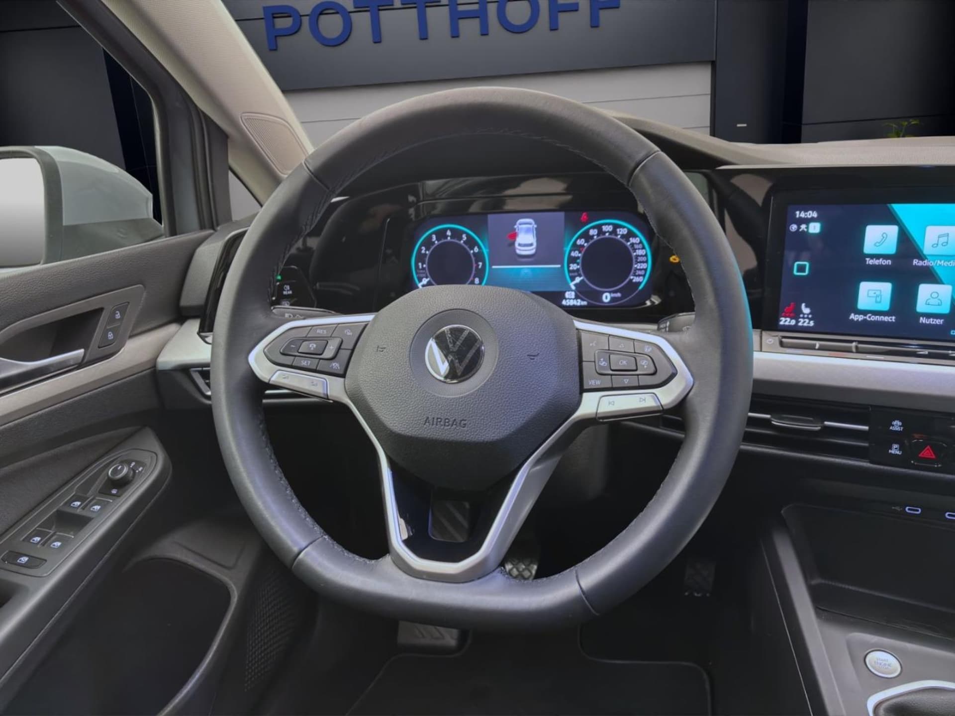 Volkswagen Golf Life