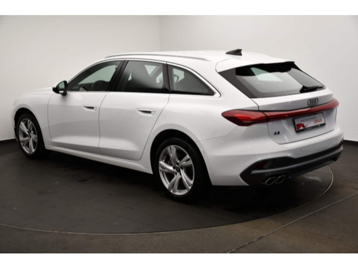 Bild über Audi A5 Avant TDI quattro 150 kW S tronic - für weitere Informationen kontaktieren Sie den Audi Partner
