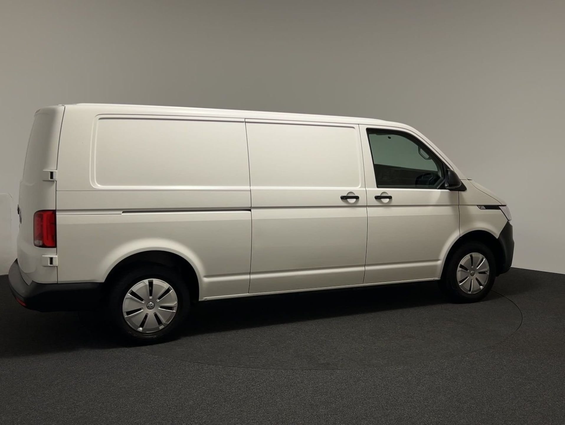 Volkswagen T6.1 Transporter Kasten langer Radstand