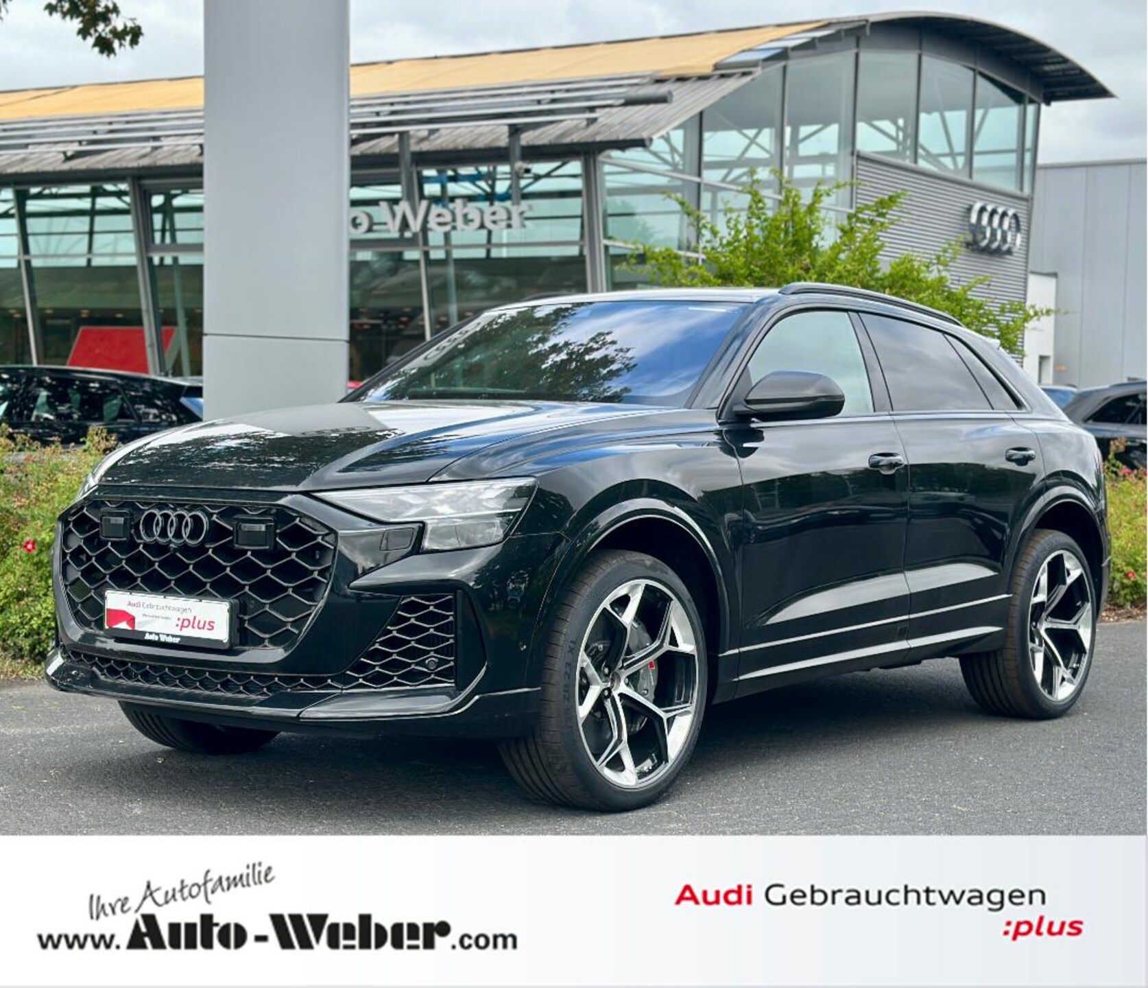 Audi RS Q8 SUV performance