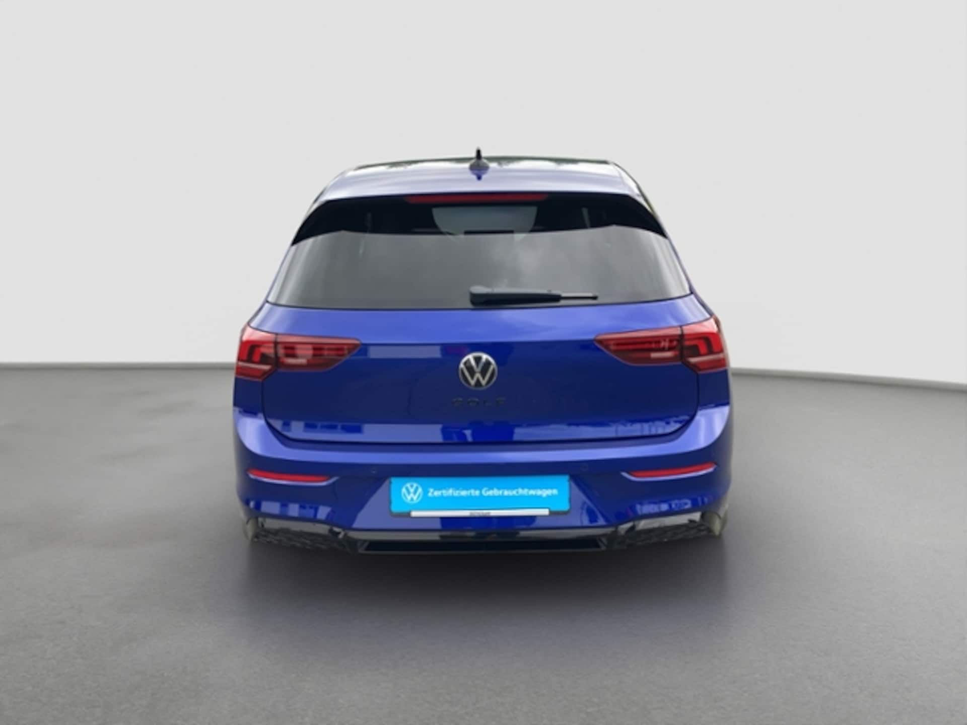 Volkswagen Golf R-Line