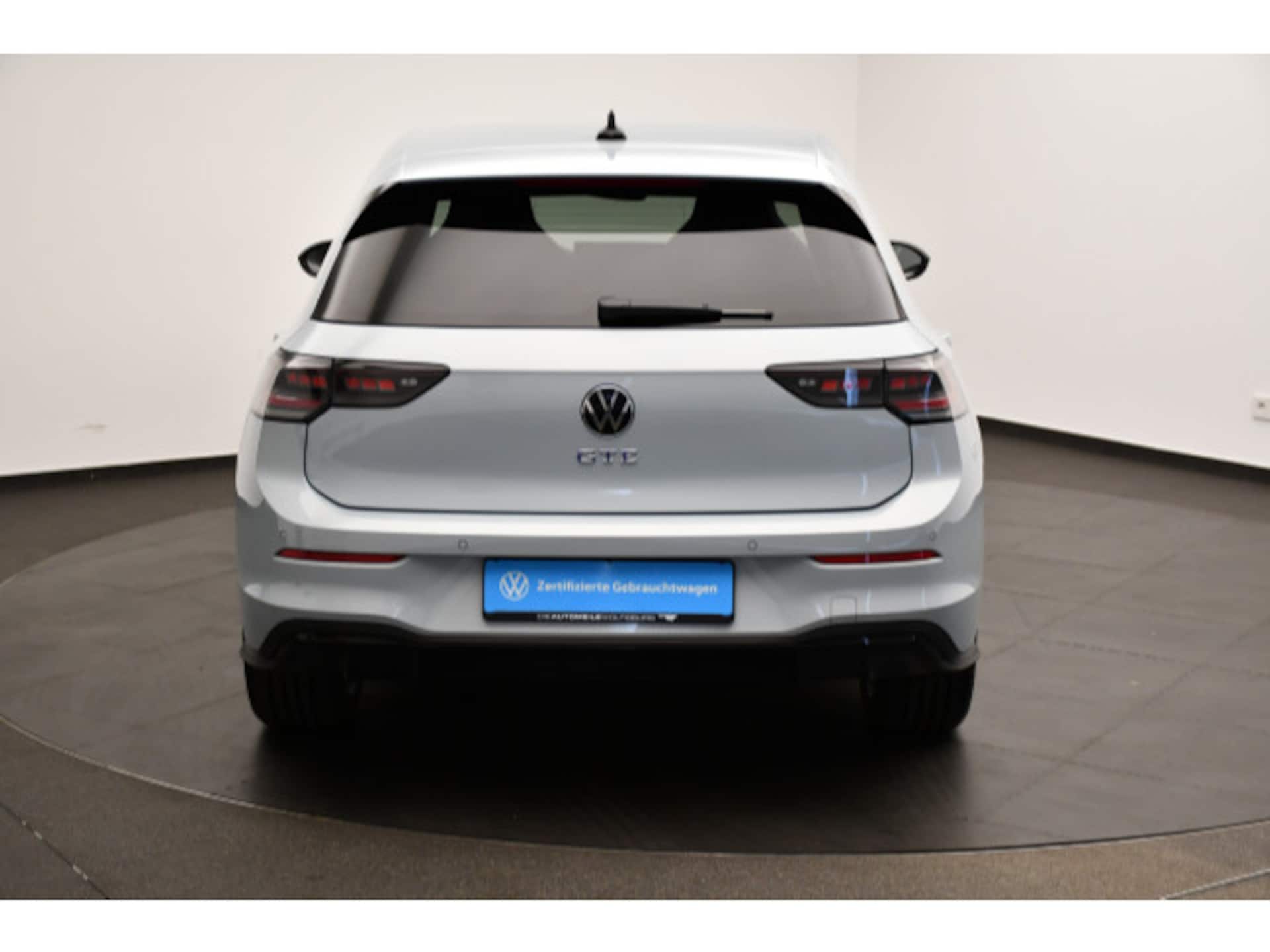 Volkswagen Golf GTE