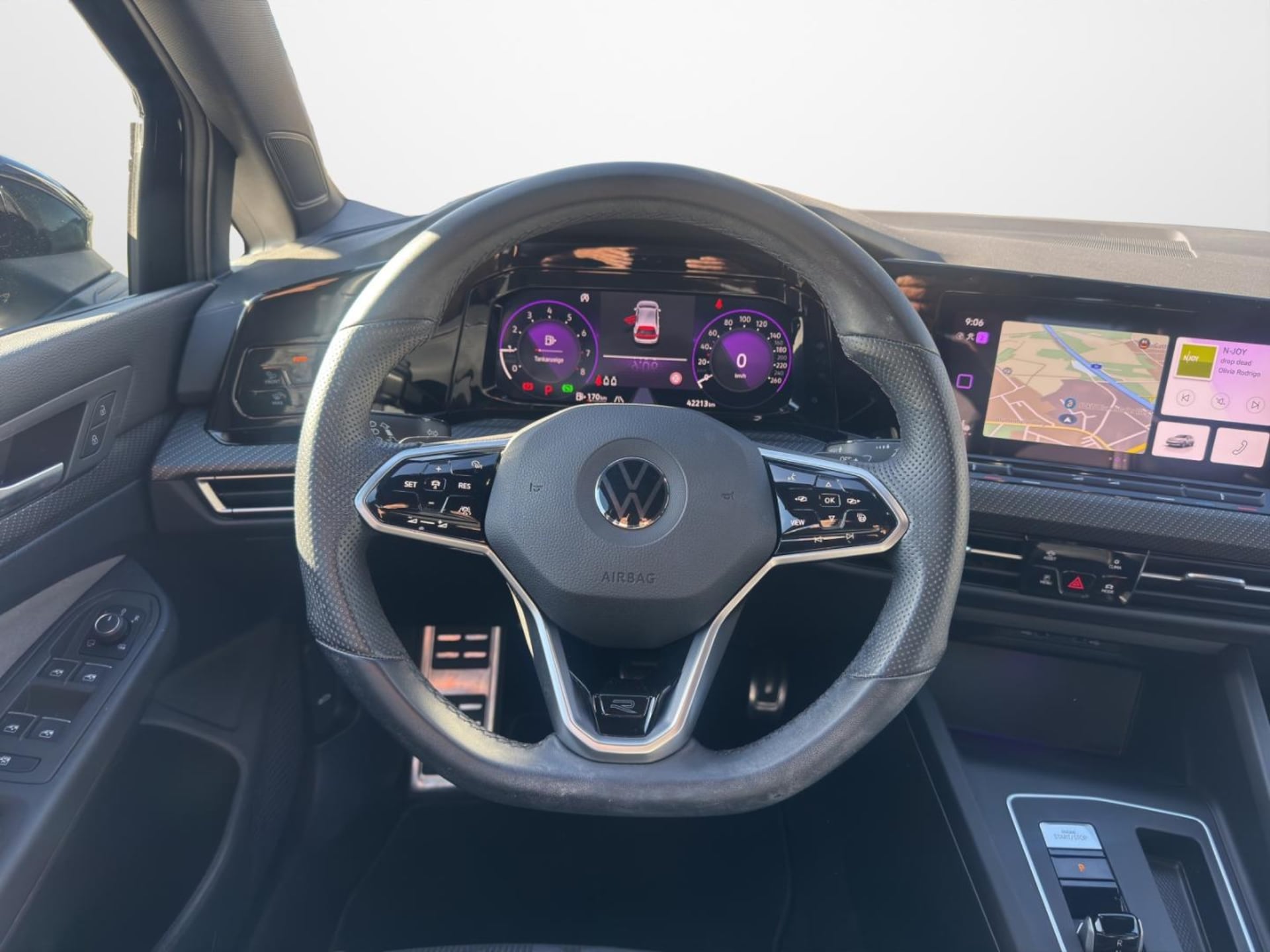 Volkswagen Golf R-Line