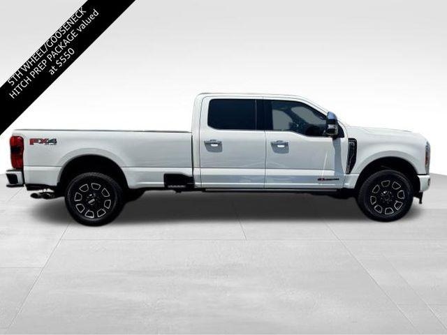 2023 Ford F-350 Super Duty Platinum - Photo 11