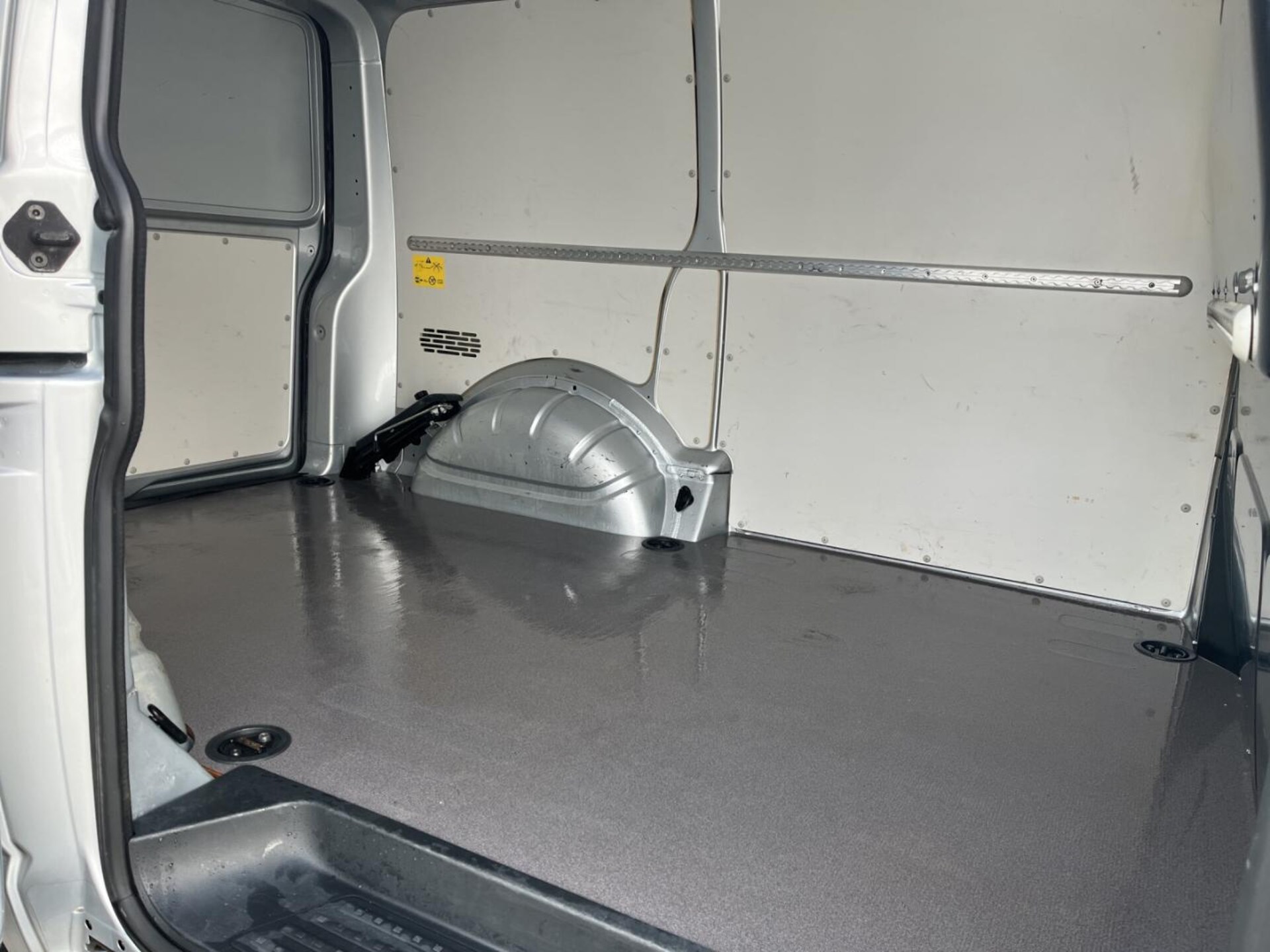 Volkswagen T6.1 Transporter Kasten kurzer Radstand