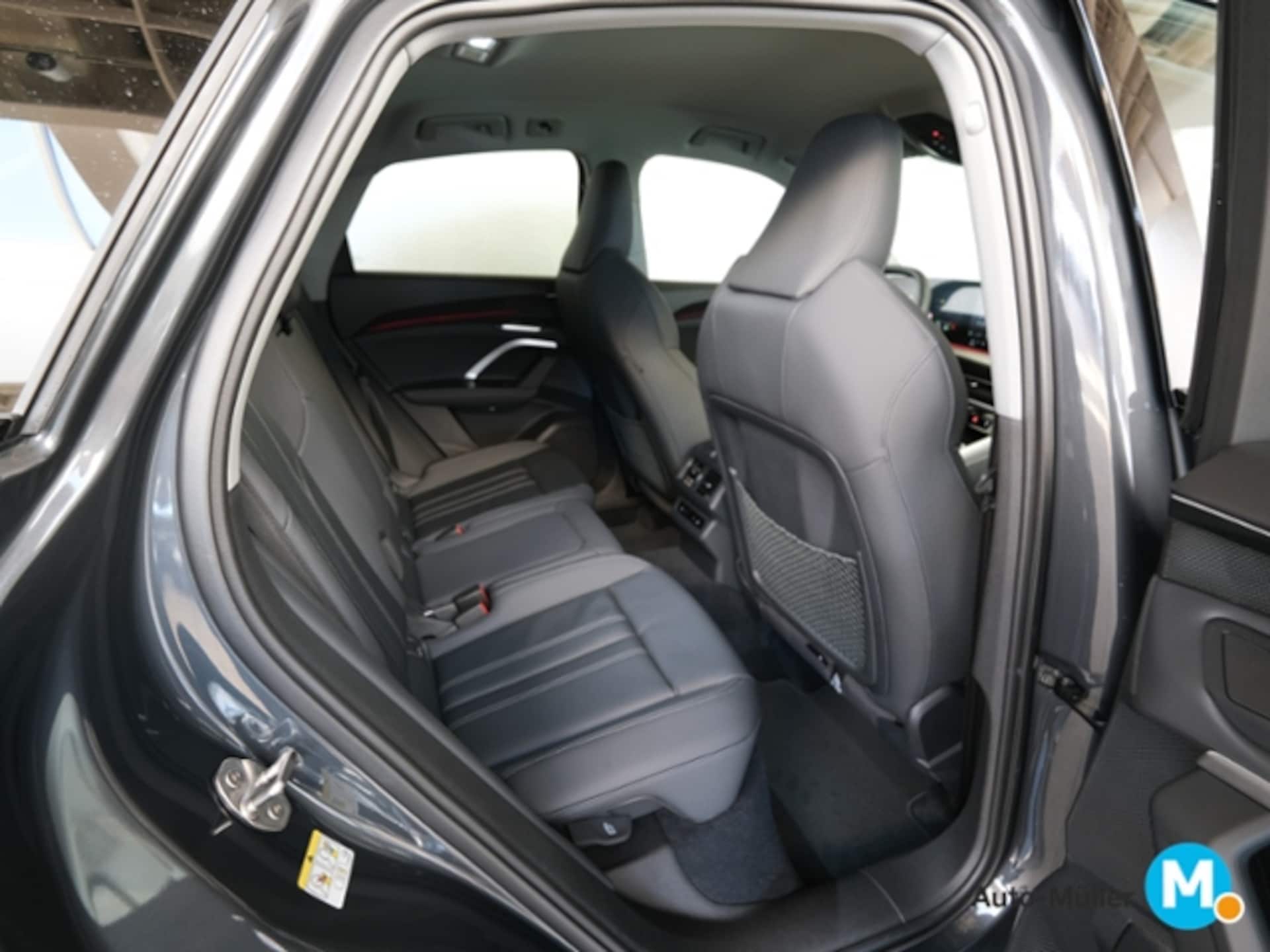 Audi Q5 Sportback edition one