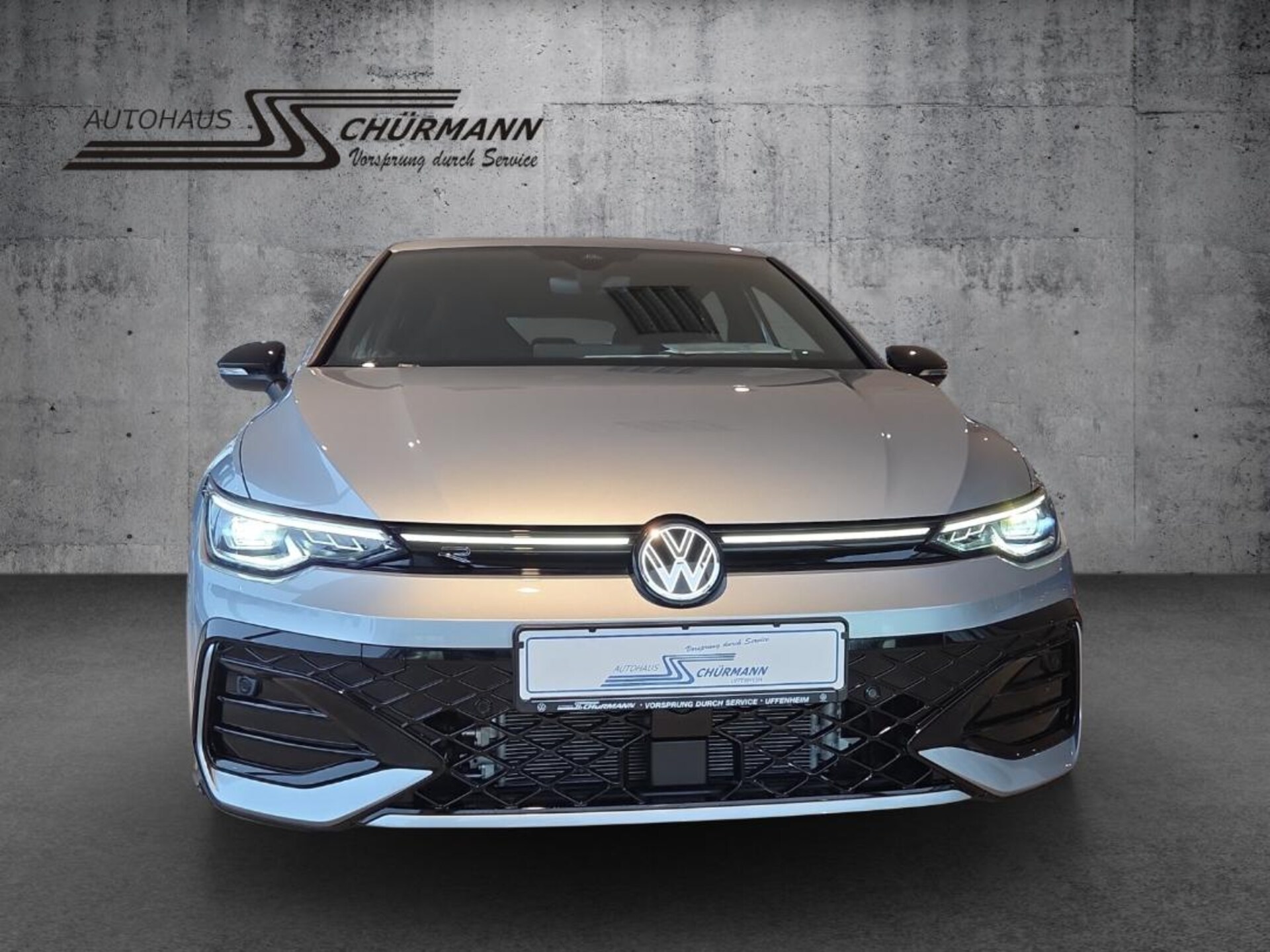 Volkswagen Golf R-Line