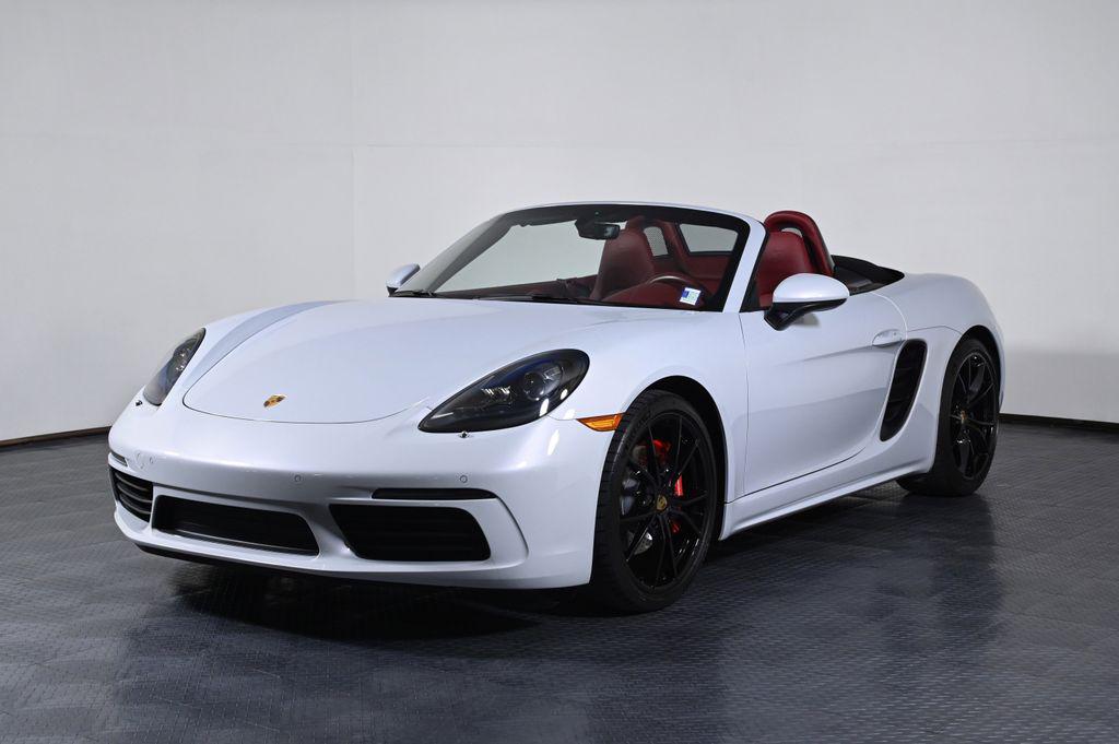 2024 Porsche 718 Boxster S's photo