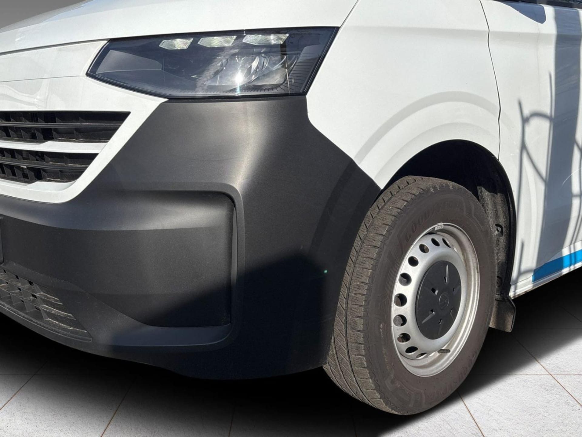 Volkswagen Transporter Kasten langer Radstand