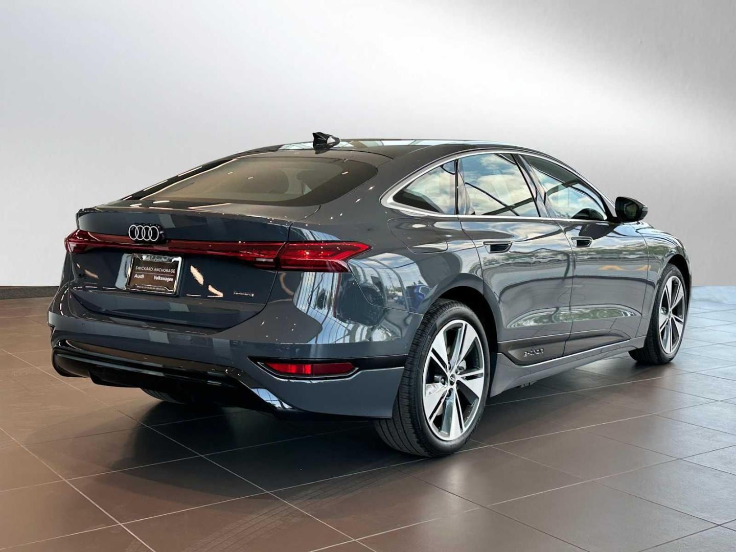 2025 Audi A6 Sportback e-tron Premium Plus - Photo 6