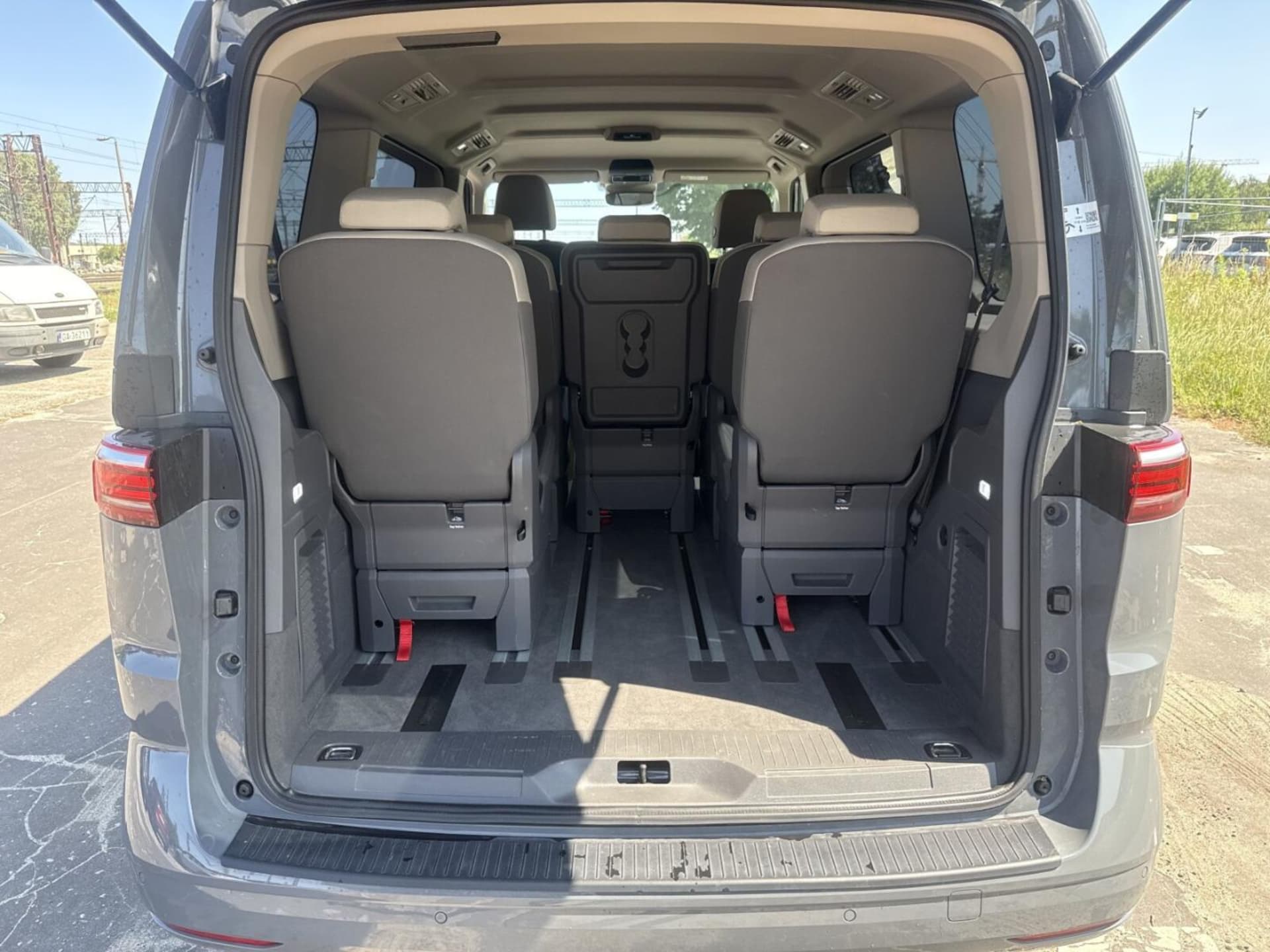 Volkswagen Multivan Model bazowy