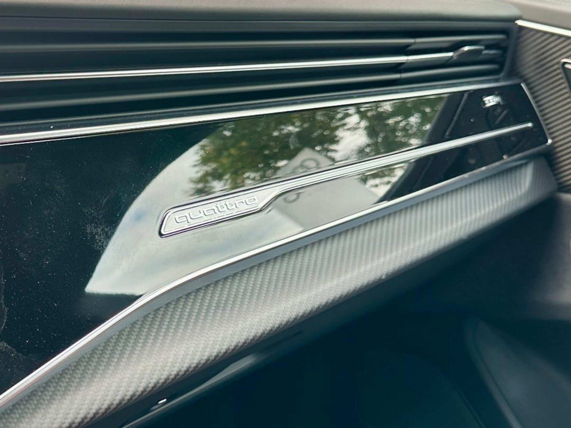 Audi RS Q8 SUV performance