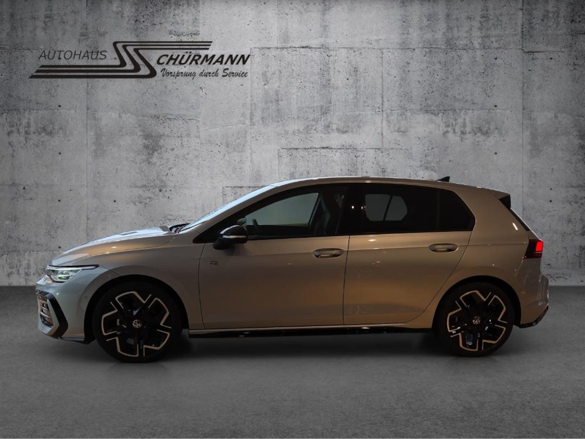 Volkswagen Golf R-Line