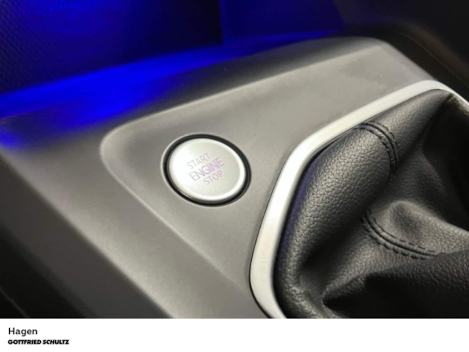 Volkswagen Golf Active
