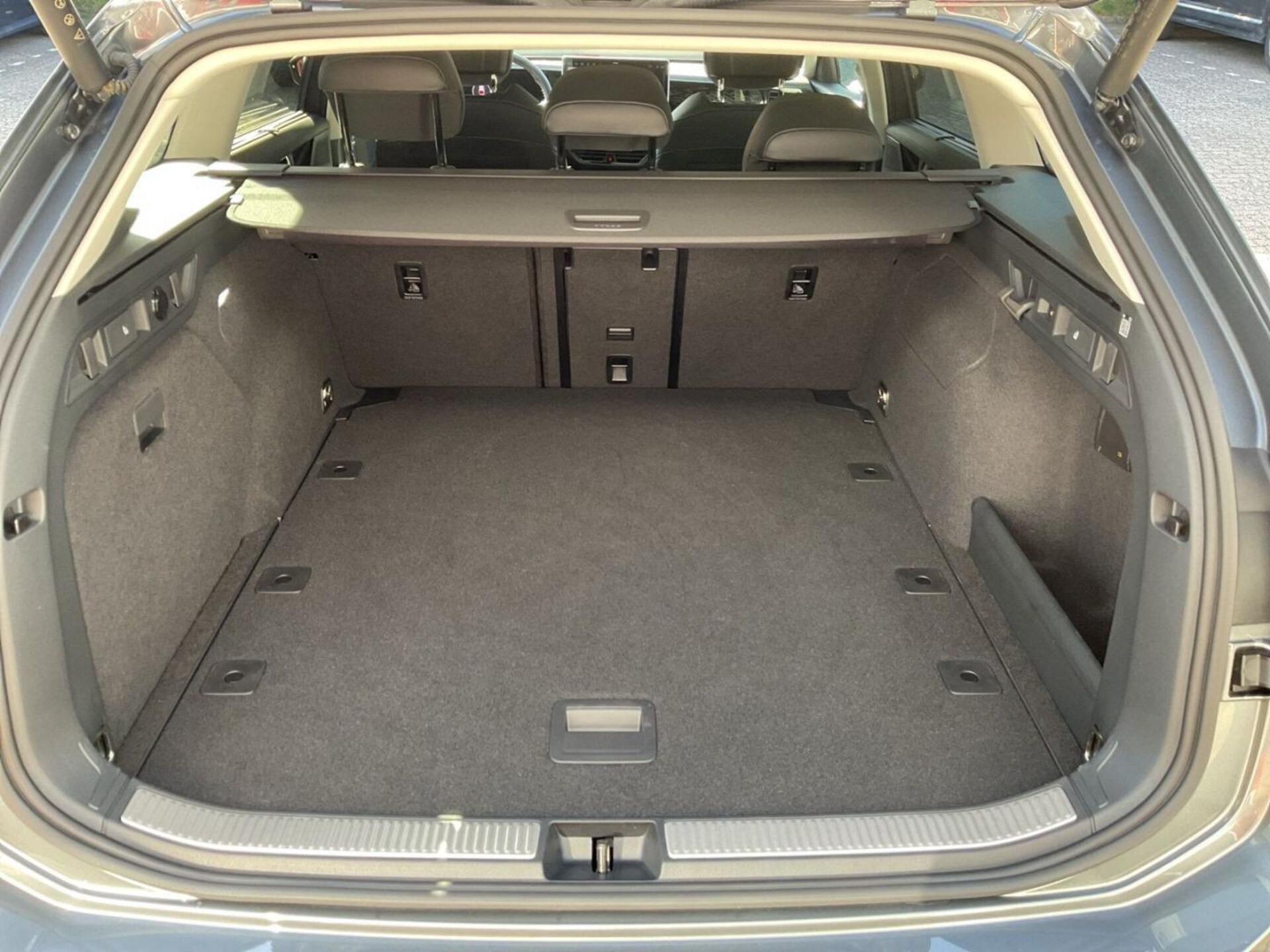 Volkswagen Passat Elegance