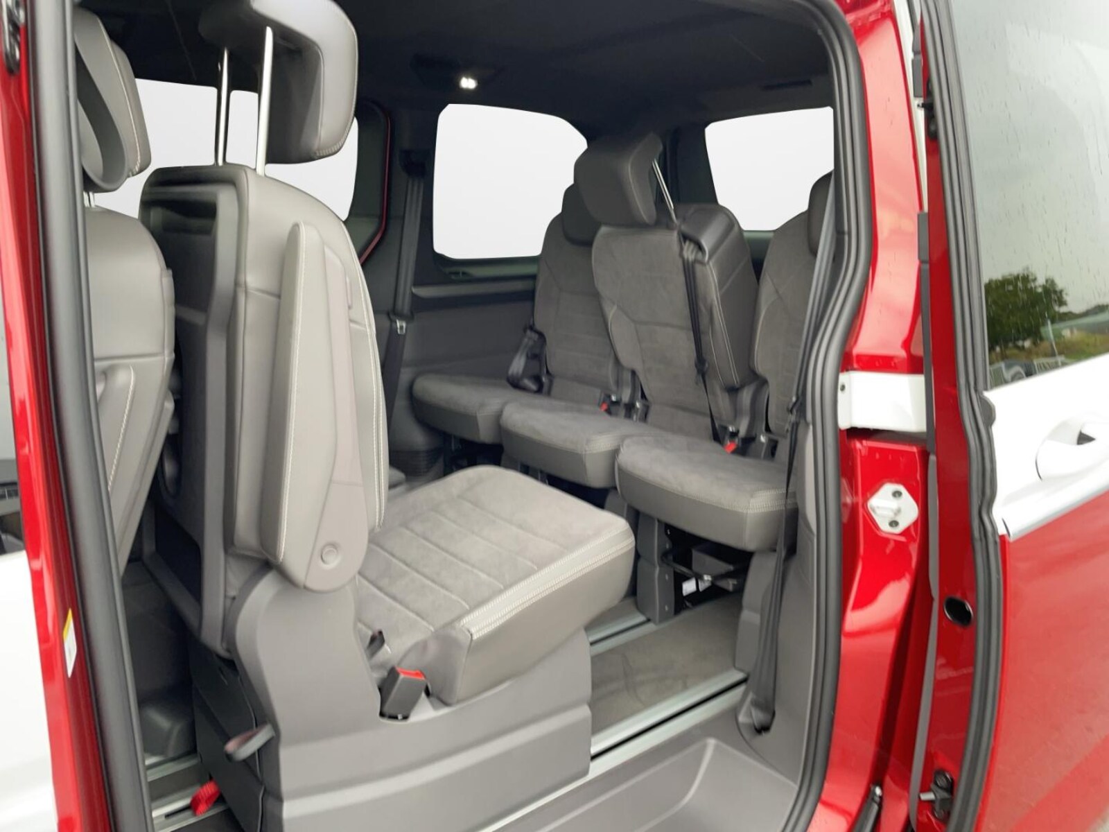 Volkswagen Multivan – Bild 11