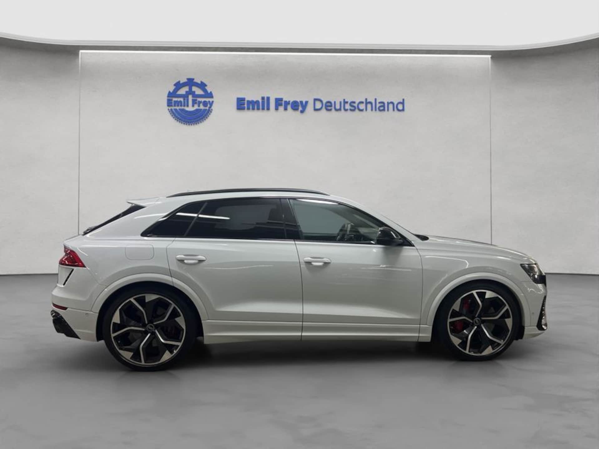Audi RS Q8 SUV