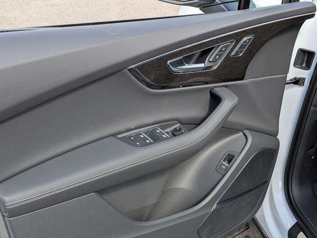 2026 Audi Q7 Premium Plus - Photo 10