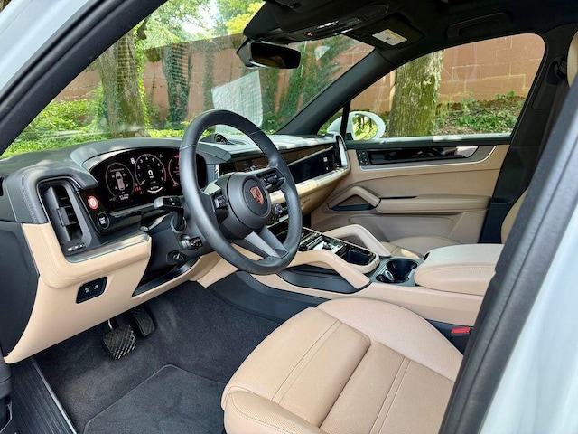 2026 Porsche Cayenne E-Hybrid Coupe