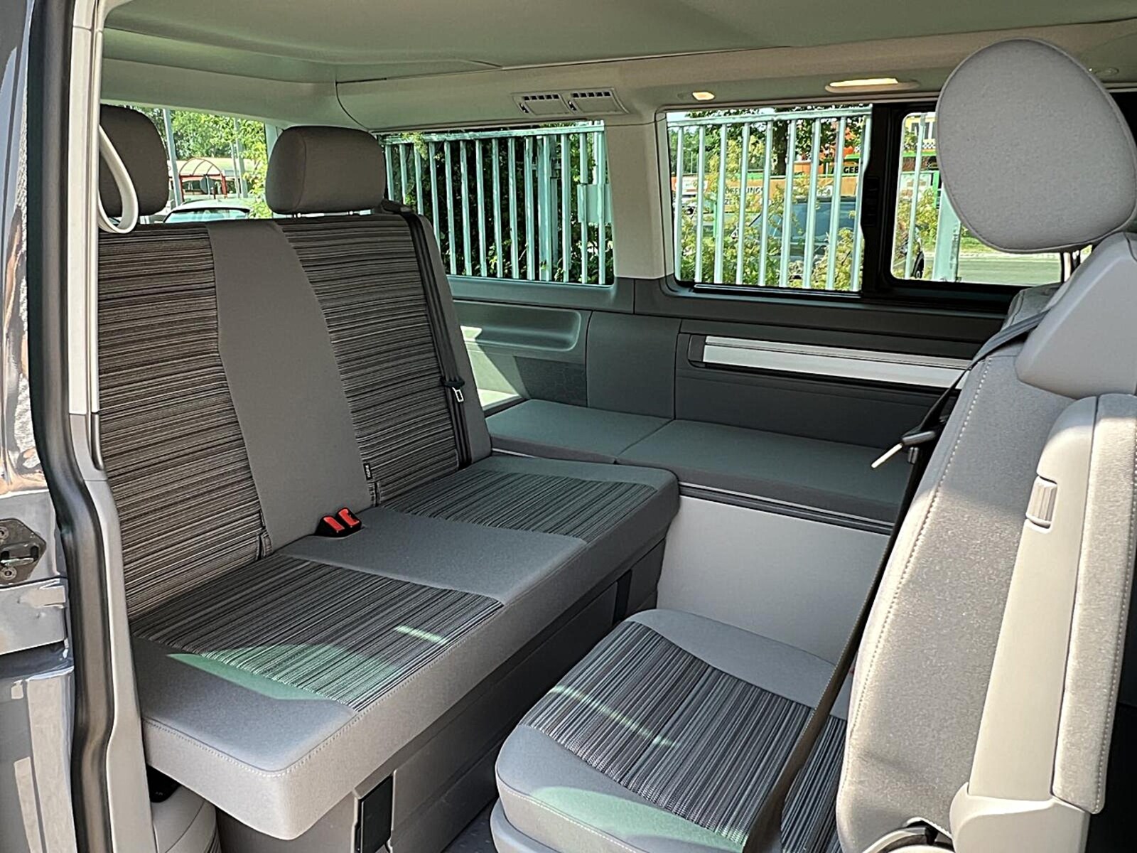 Volkswagen T6.1 California – Bild 8