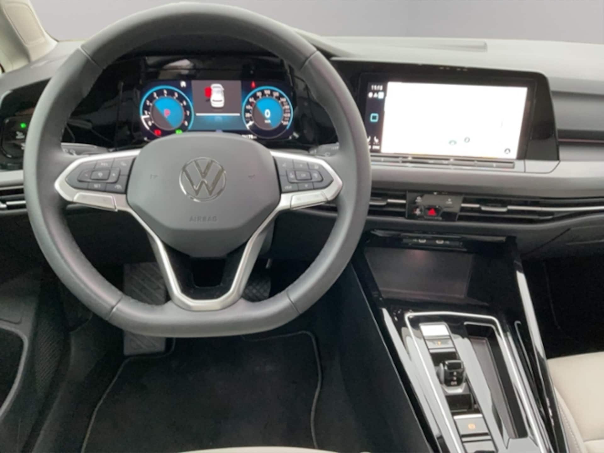 Volkswagen Golf Style