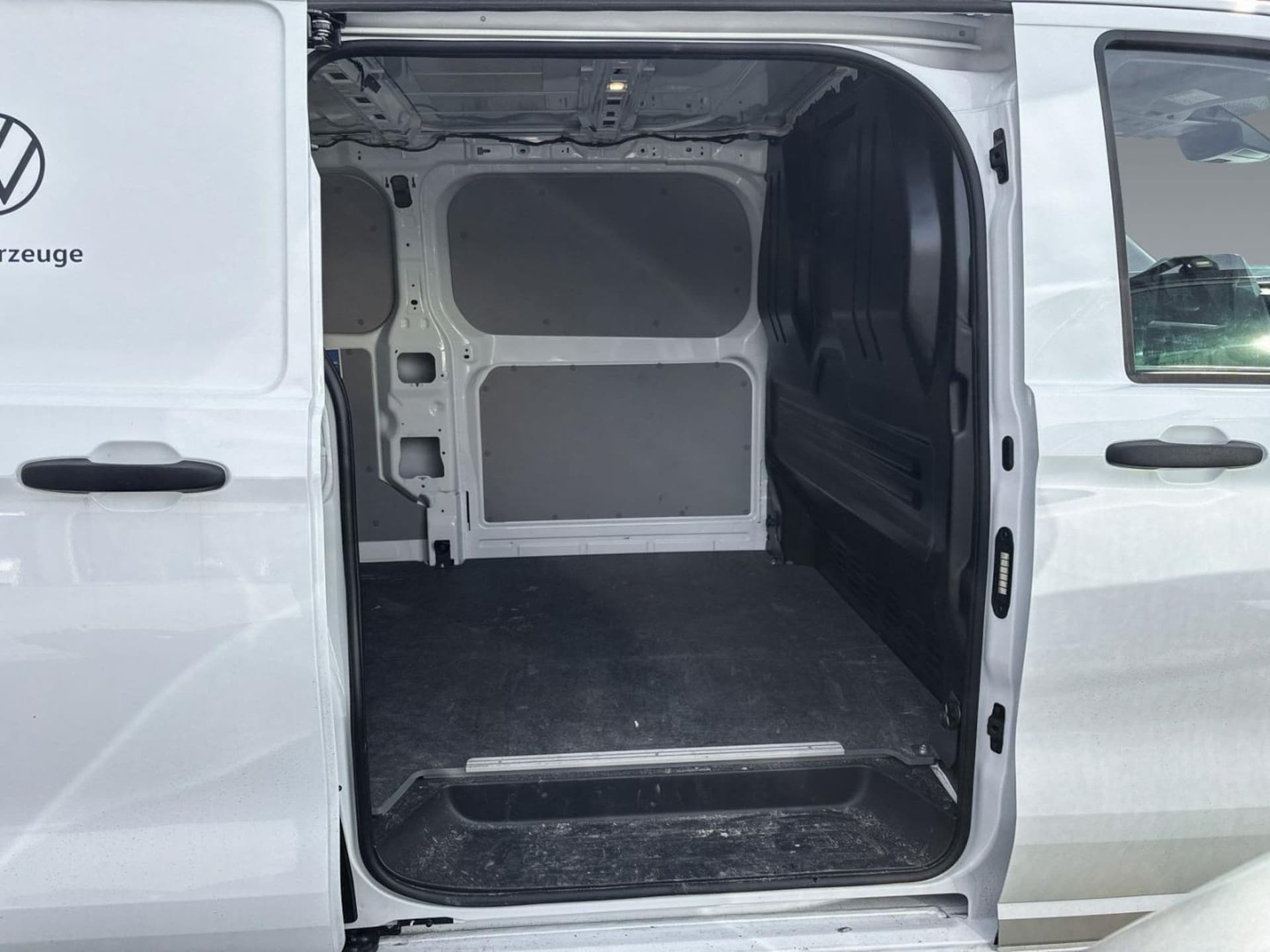 Volkswagen Transporter Kasten langer Radstand